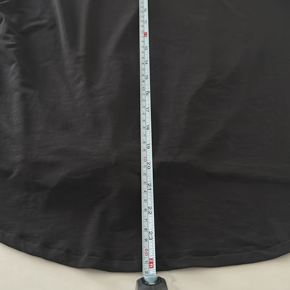 GapFit Breathe Tall Long Sleeve Tie Front Tee - Picture 7 of 9